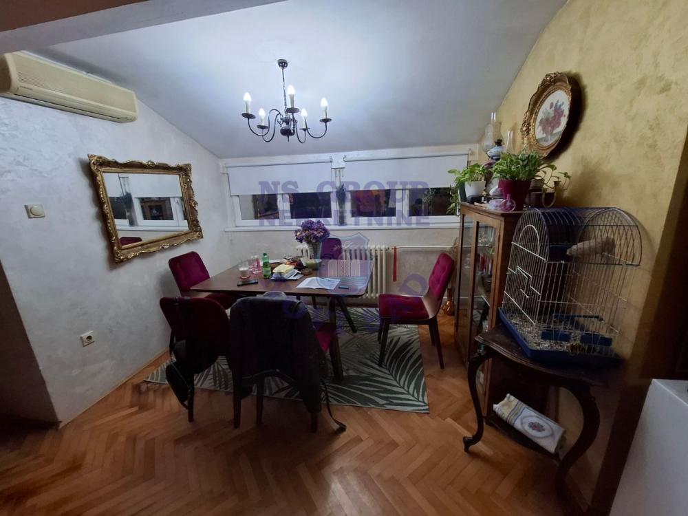 Slika 4 - Odličan četvorosoban stan!